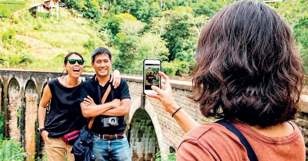 Sri Holiday Tours News