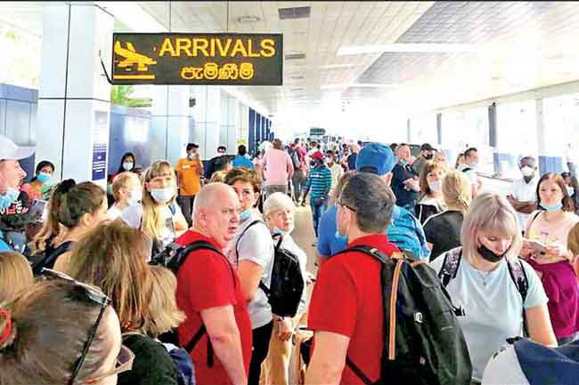 Sri Holiday Tours News